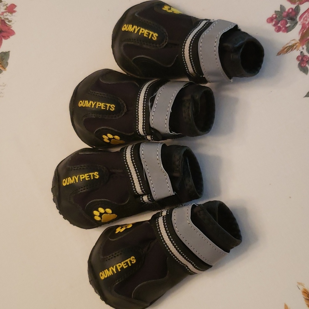 DOG BOOTIES